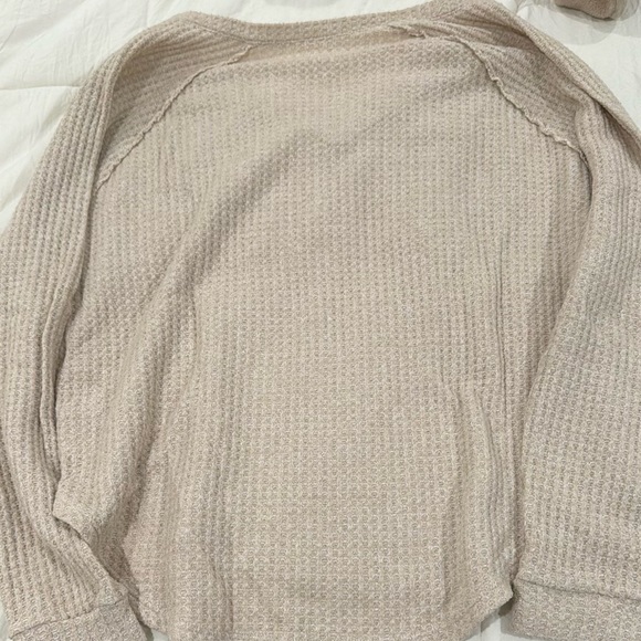 American eagle long sleeve - Picture 2 of 3